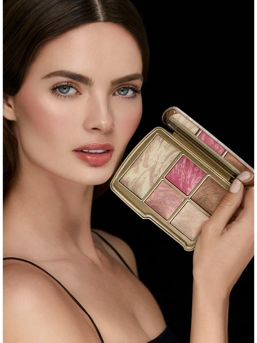 Ambient Lighting Edit Universe Face Palette (Limited Edition)
